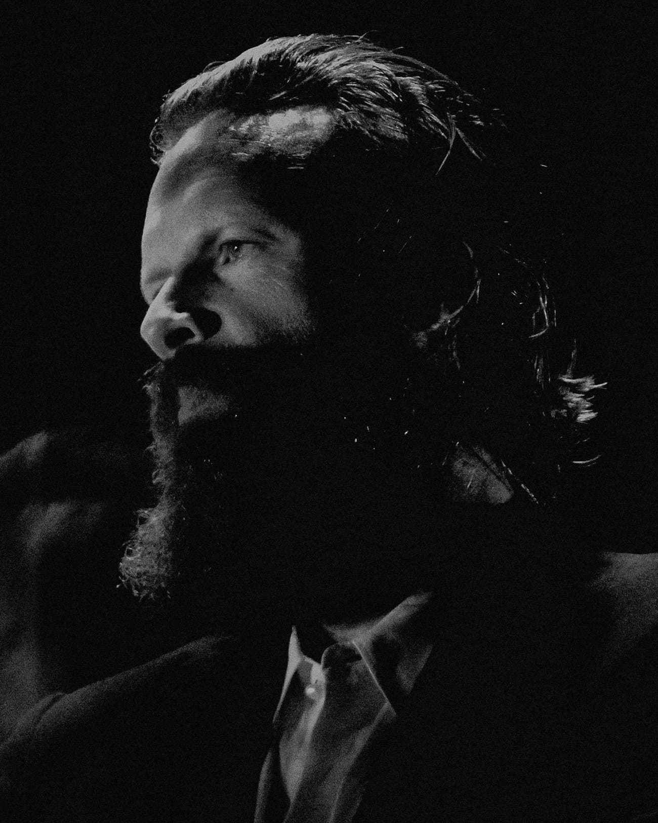Black and white close portrait of a musician